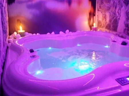 Гидромассажный бассейн Sunrans SR828